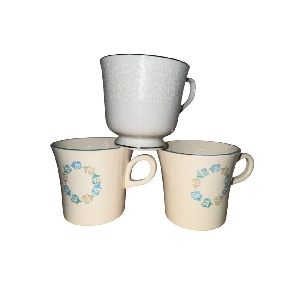 Vintage Carlton Japan Blue White Ceramic Coffee Mugs Set Of 3 Retro Kitchen Drin